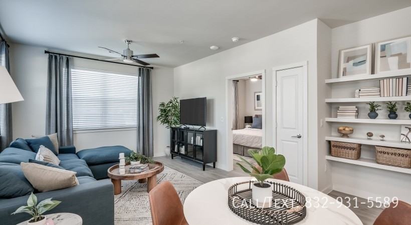 200 Hogan St #PHY1 - Photo 4 of 14