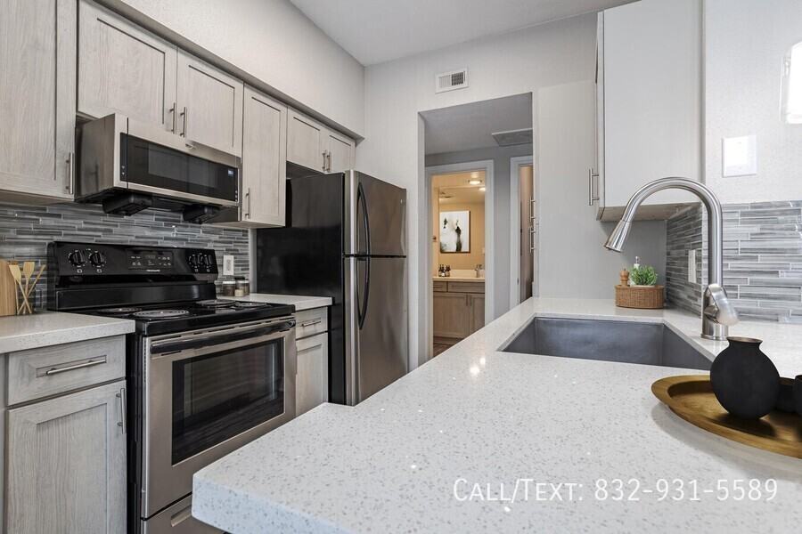 Westheimer Pl & Bingle Rd #GP1 - Photo 2 of 11