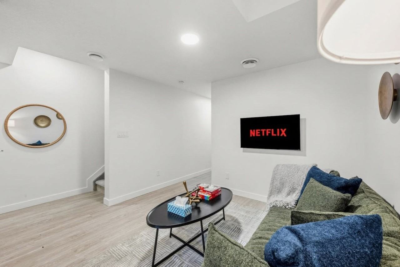 10749 73 Avenue Northwest - Photo 4 of 50