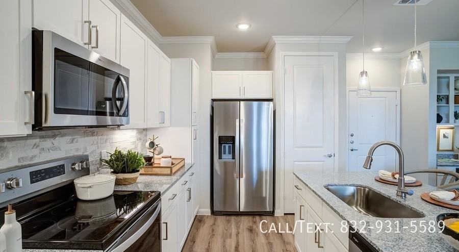 3727 W Davis St #AW1 - Photo 3 of 21