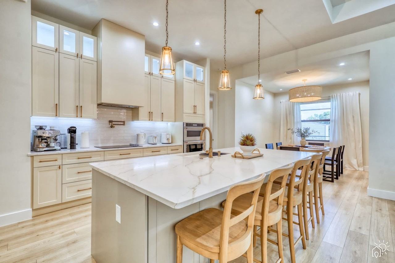 2215 Amnesty Dr #1346492P - Photo 6 of 50