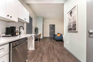 featured image of 781 Spring St