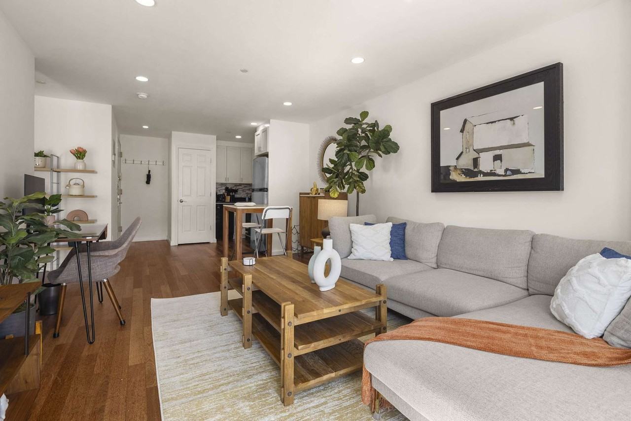 15 Saint Marks Pl #1364129P - Photo 5 of 15