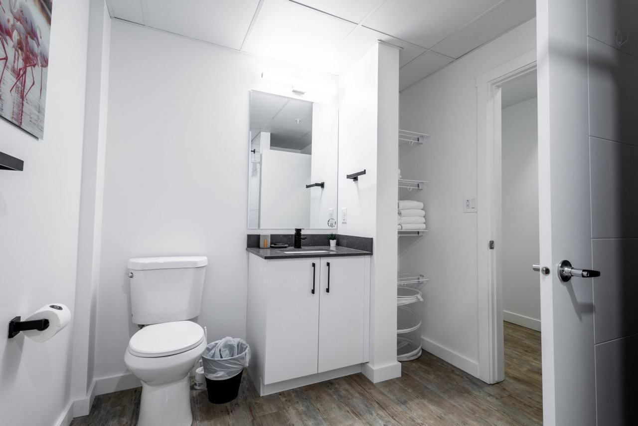 1827 Albert St #1373723P - Photo 7 of 10