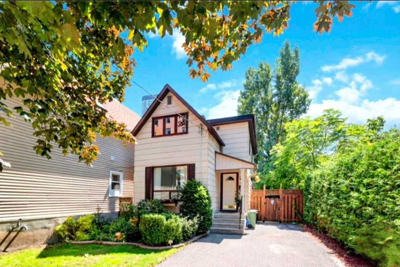 98 Norman St #1383582P - Photo 3 of 38