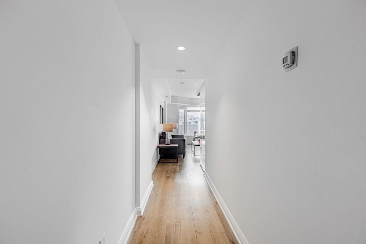 161 Cumberland St #1380540P - Photo 6 of 22