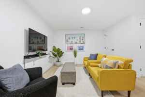 featured image of 11230 127 St Nw