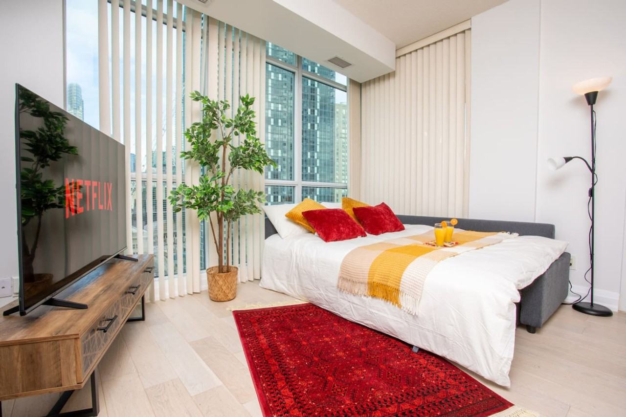 18 Yonge St #1403779P - Photo 7 of 17