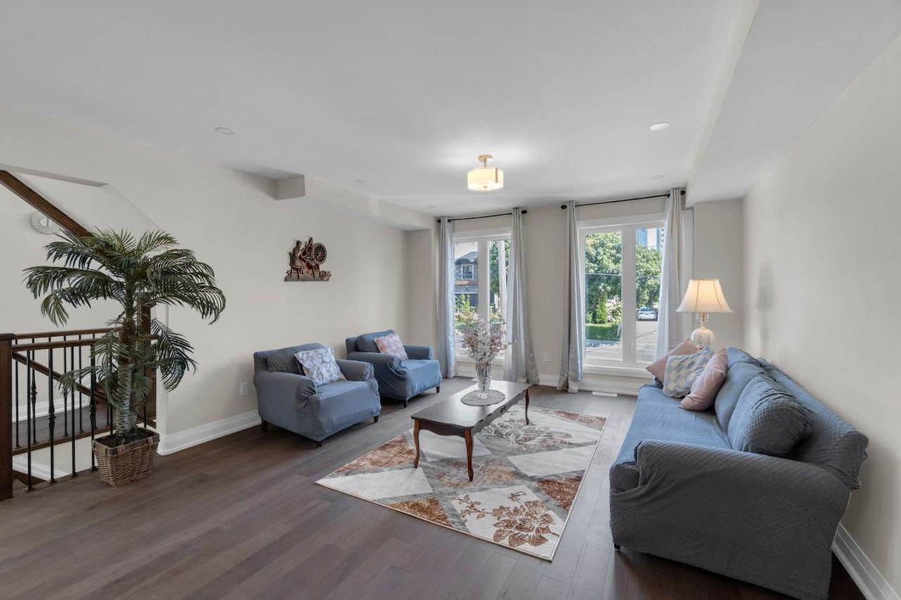 688 Midland Ave #1403767P - Photo 4 of 30