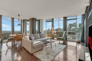 231 Fort York Blvd - Photo 1 of 1