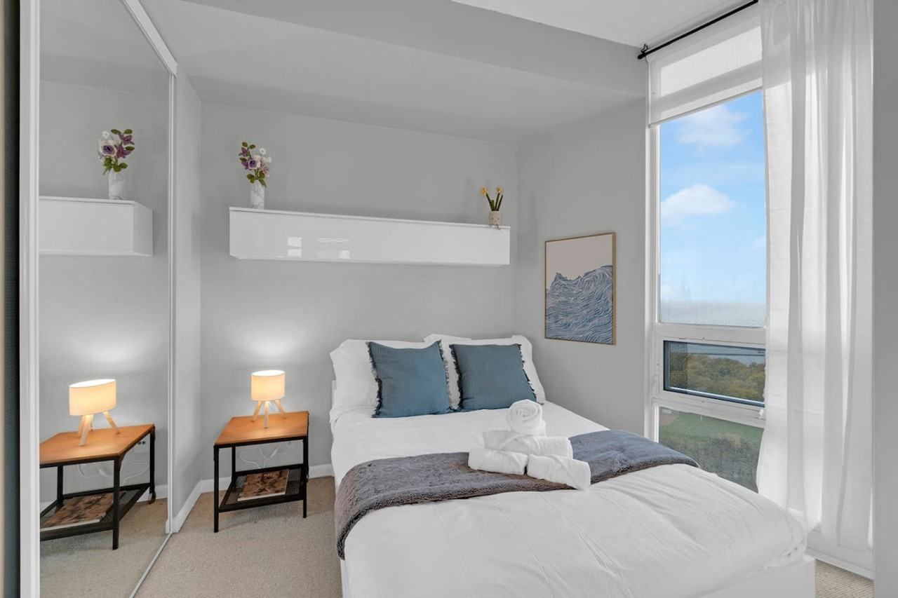 231 Fort York Blvd #1403812P - Photo 7 of 32