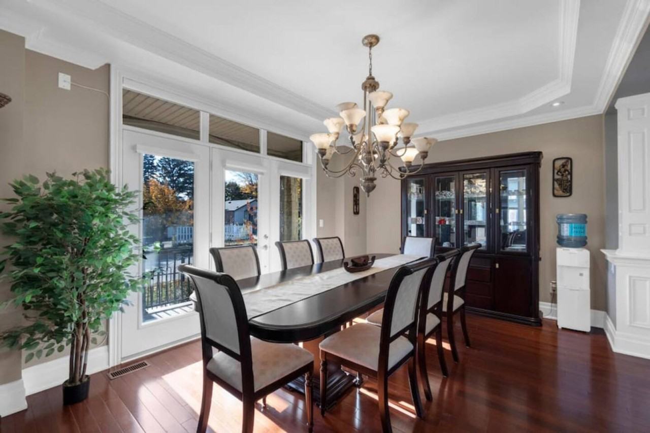 680 Browns Line #1403794P - Photo 7 of 32