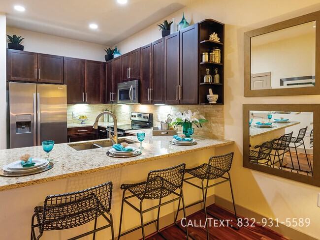 2099 Travis St #B3A1 - Photo 4 of 16