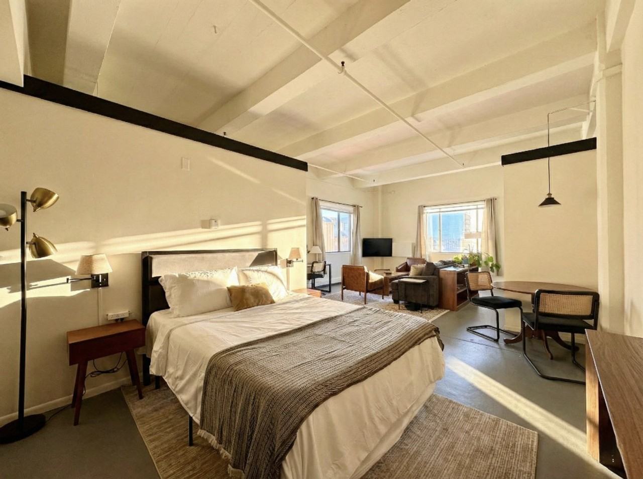 823 N 2nd St #1404701P - Photo 6 of 20