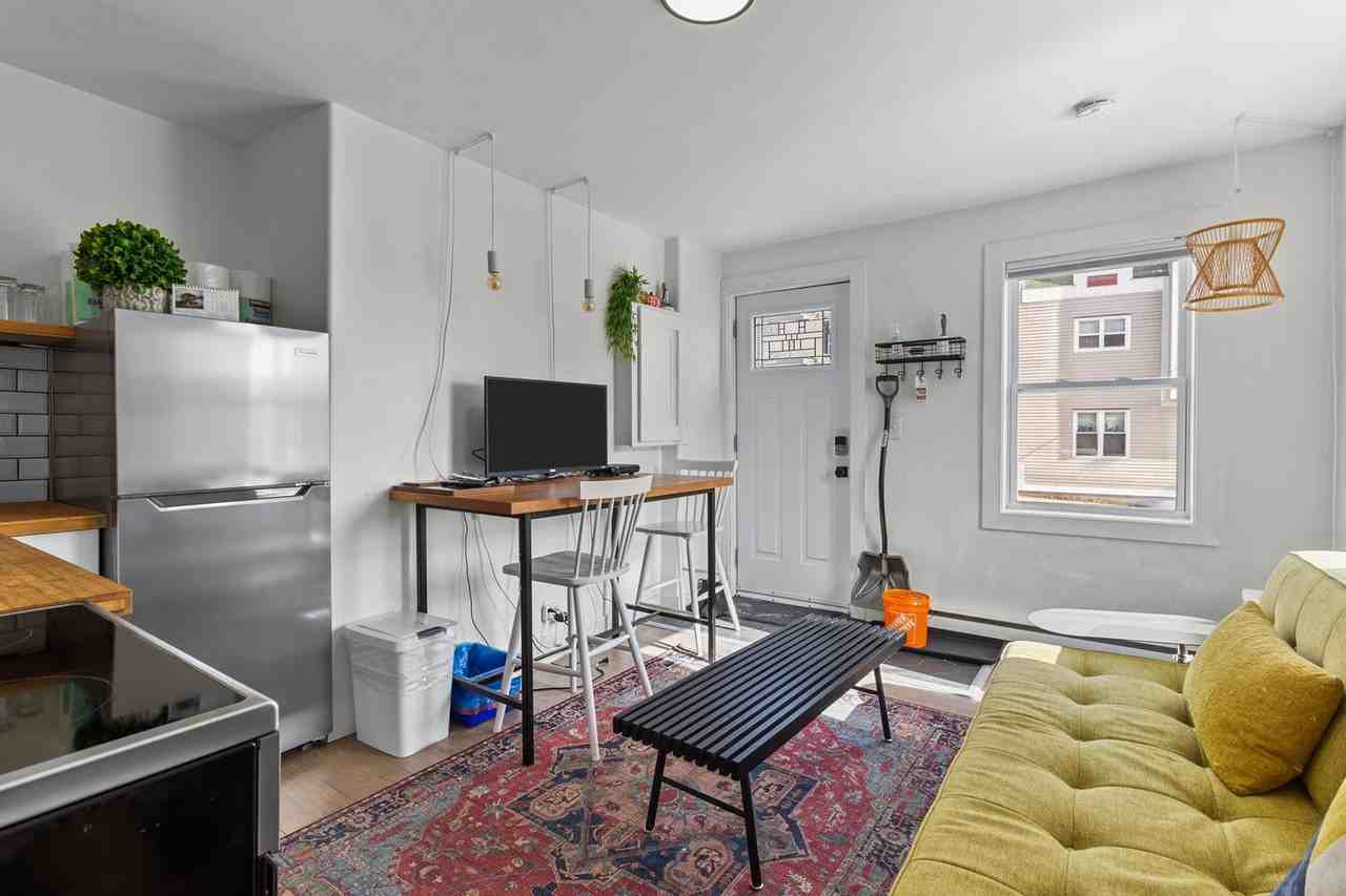 110 Queen'S Rd #1438805P - Photo 6 of 23