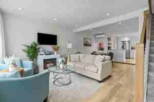 featured image of 15 Signal Hill Rd