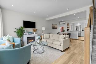 15 Signal Hill Rd - Photo 1 of 1