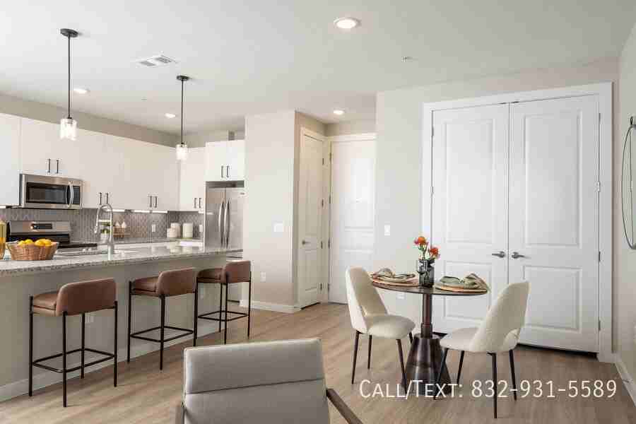 16005 Woodland Hills Dr #E1 - Photo 3 of 13