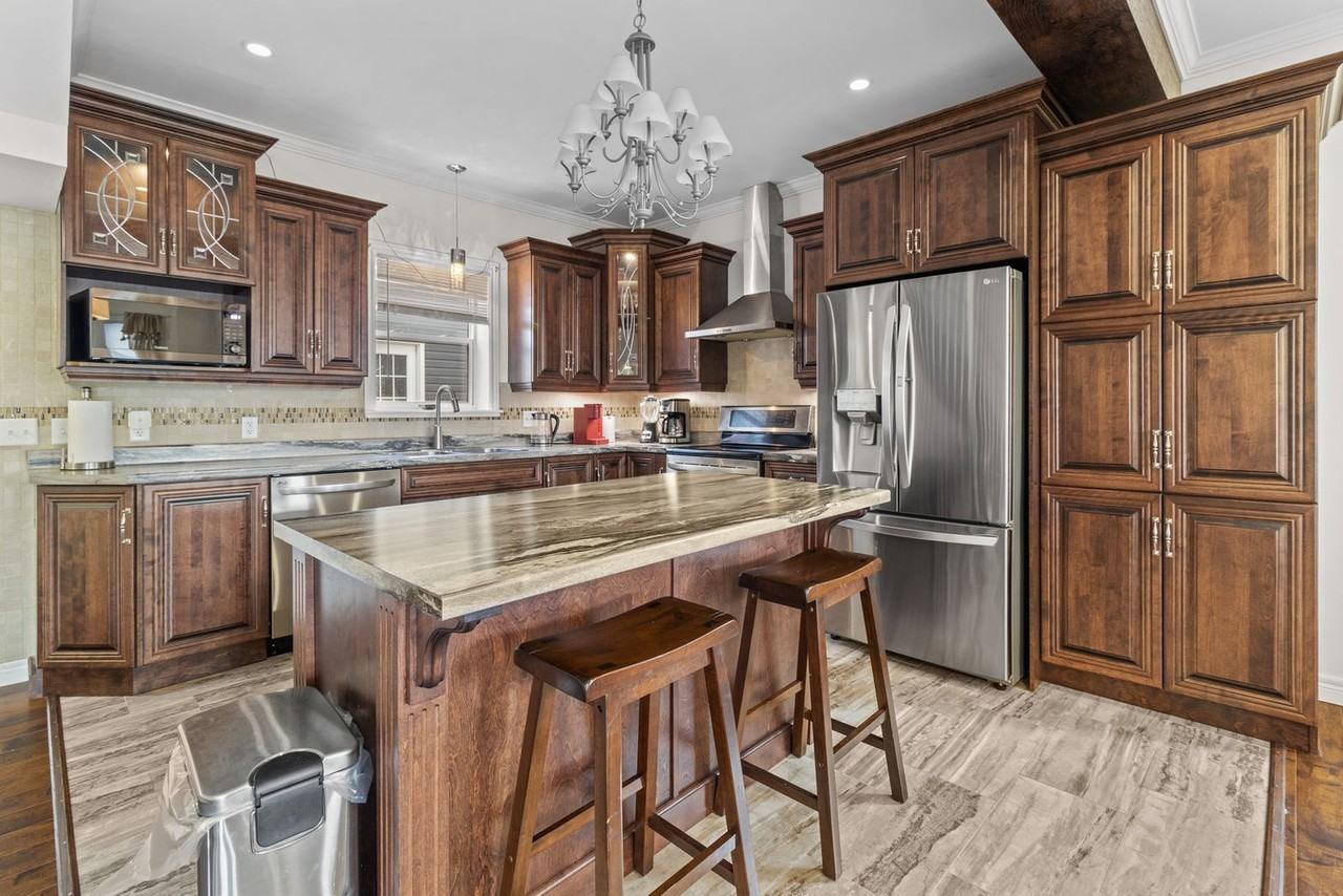 22 A Battery Road - Photo 2 of 83