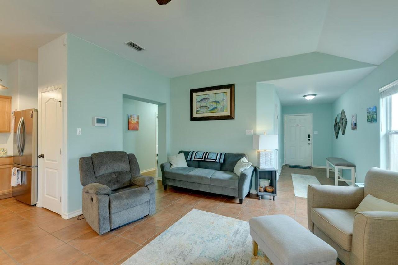 1509 Oak Harbor Dr #1385954P - Photo 3 of 25