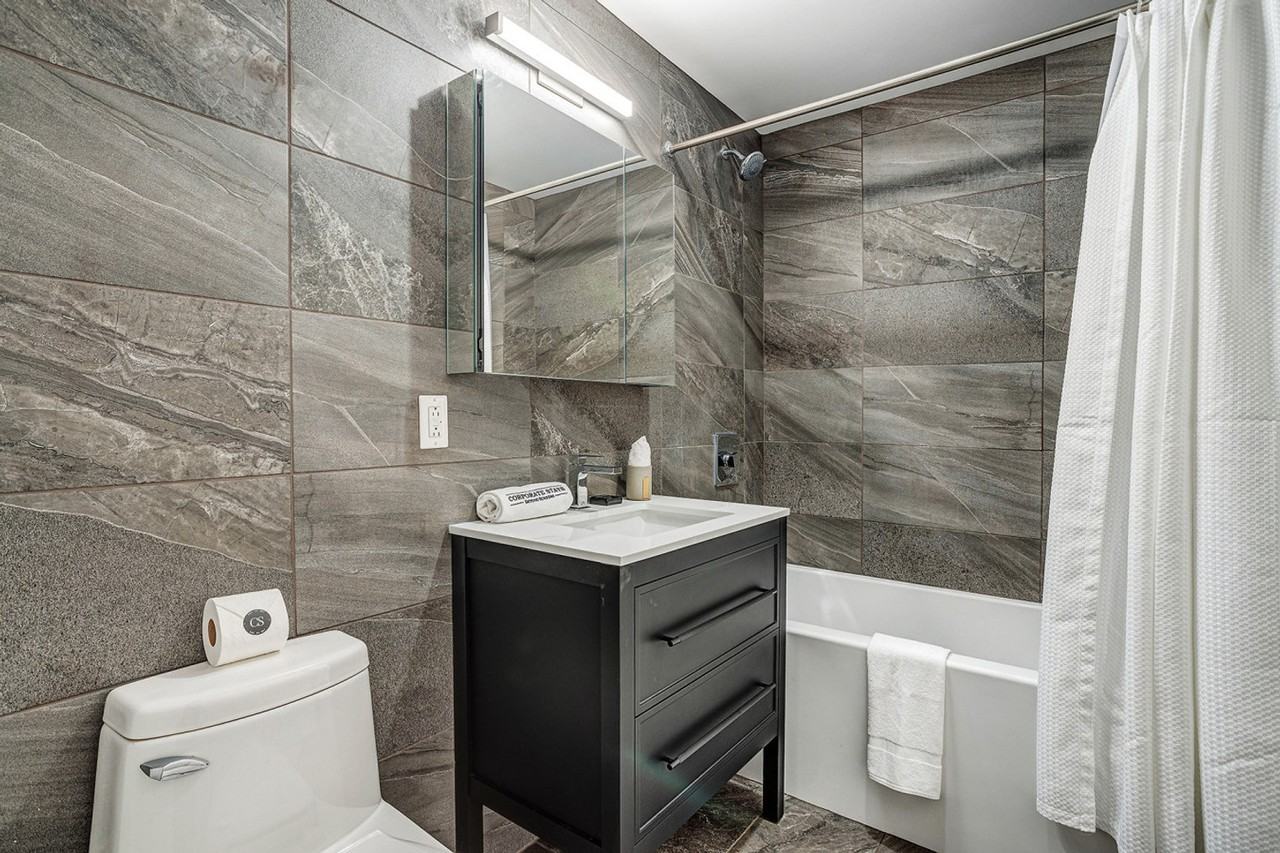 2100 Rue De Bleury #1353839P - Photo 5 of 10