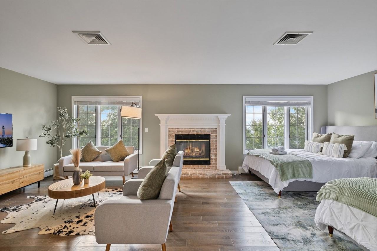 321 Museum Village Rd #1466758P - Photo 4 of 50