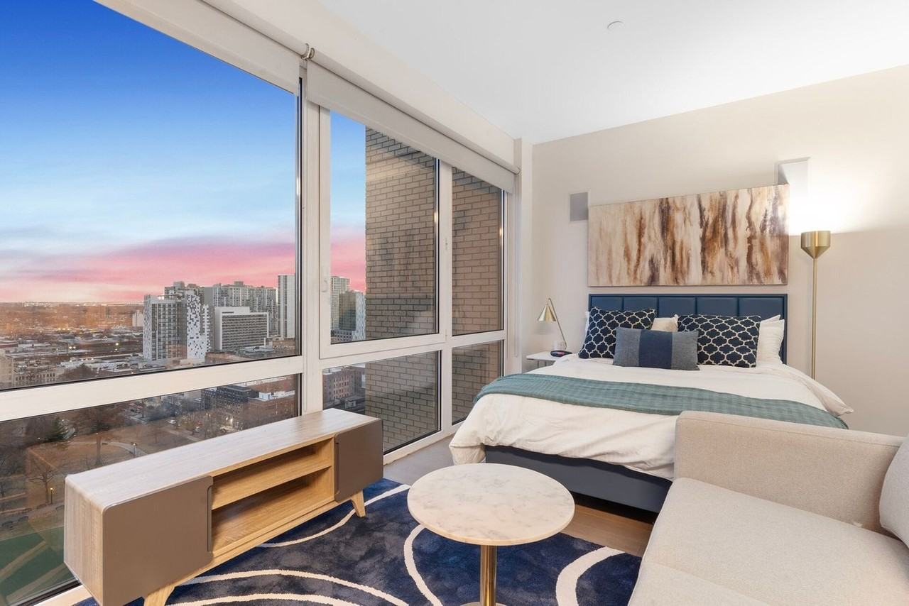 15211 89th Ave #1466803P - Photo 3 of 22