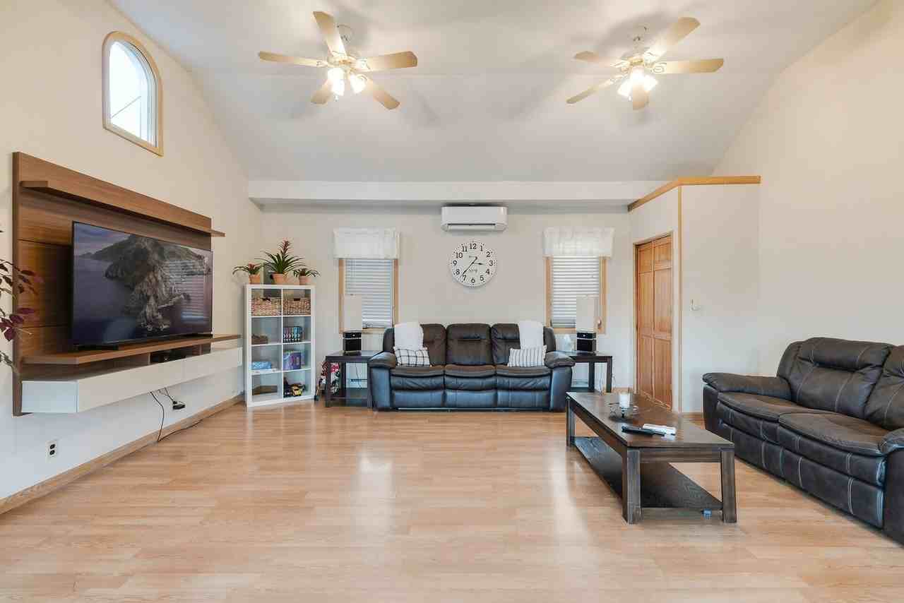 119 Circle Dr #1466882P - Photo 2 of 32
