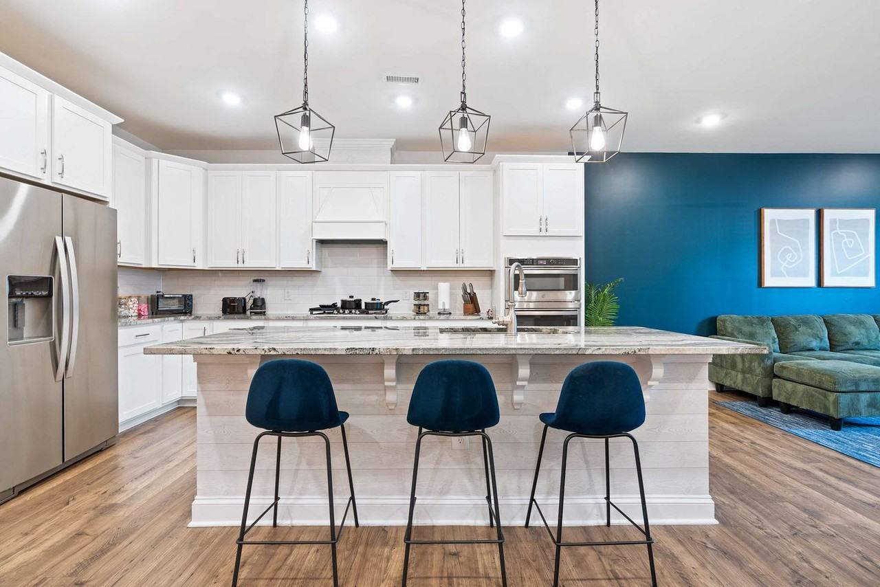 1010 Falling Rock Pl #1468389P - Photo 7 of 50