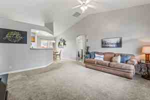 featured image of 727 W Clark Ave