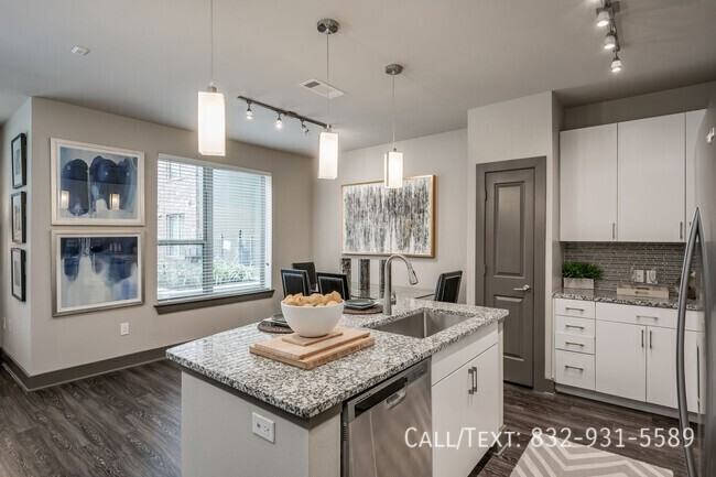 1898 Center St #MHW1 - Photo 5 of 14