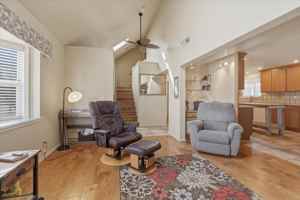 featured image of 925 S Haskett St