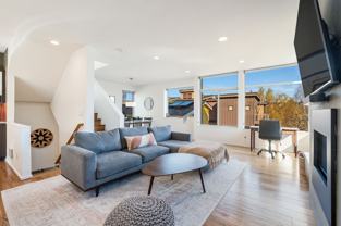 2323 W Crockett St - Photo 1 of 1