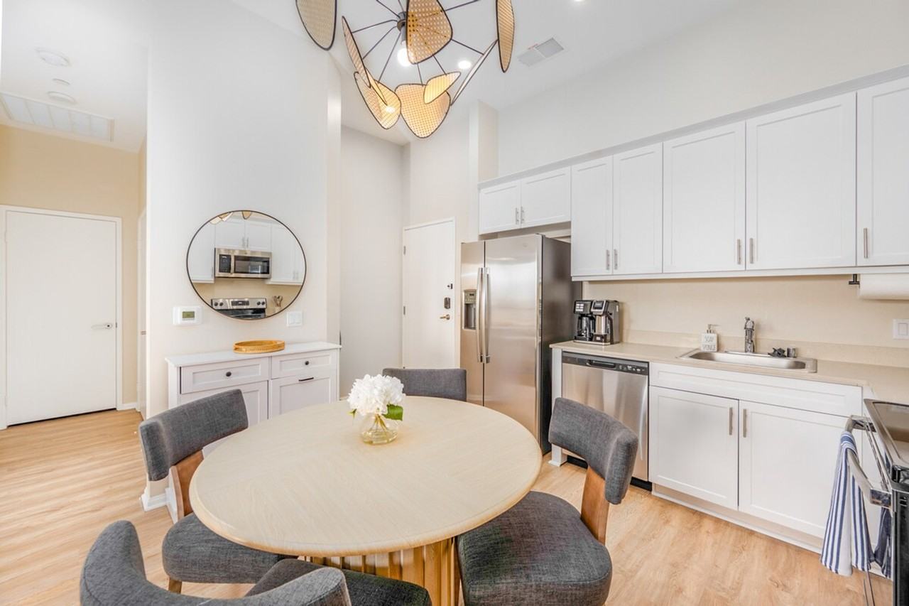 3136 Meade Ave #1471487P - Photo 3 of 24