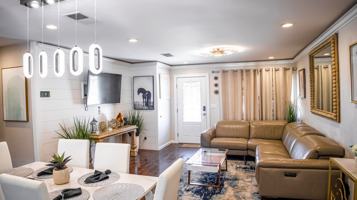 featured image of 660 Sunnyside Ave