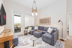 4384 Iowa St - Photo 1 of 1