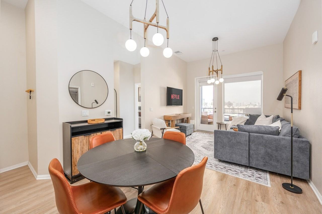 4384 Iowa St #1472544P - Photo 2 of 29