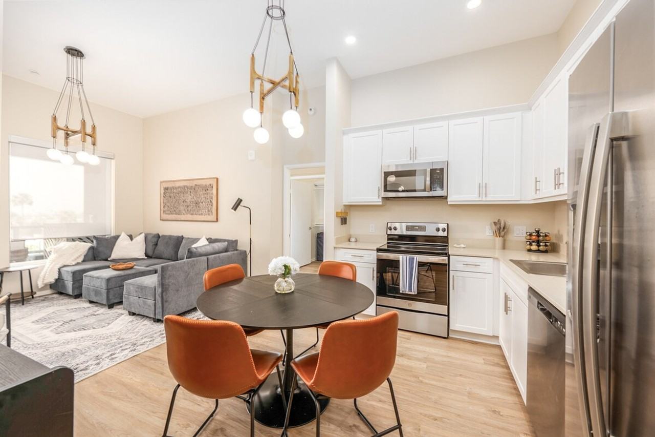 4384 Iowa St #1472544P - Photo 3 of 29