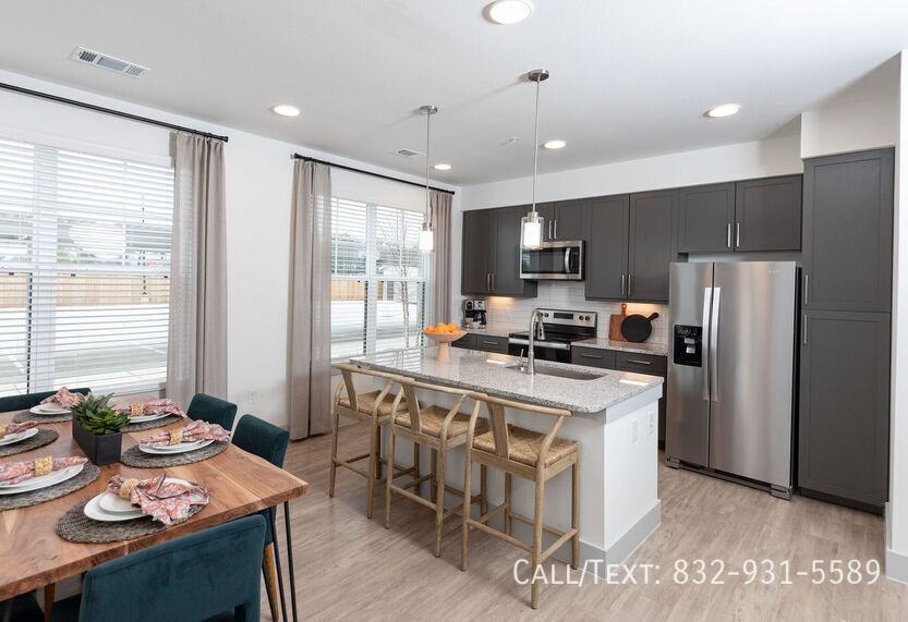 MP CLARK & - Photo 3 of 11