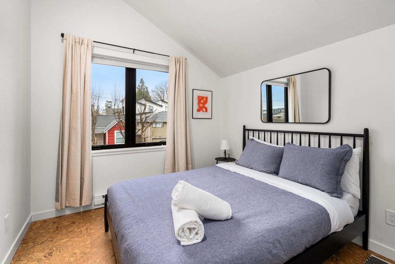 6314 11th Ave Nw #1473257P - Photo 3 of 23