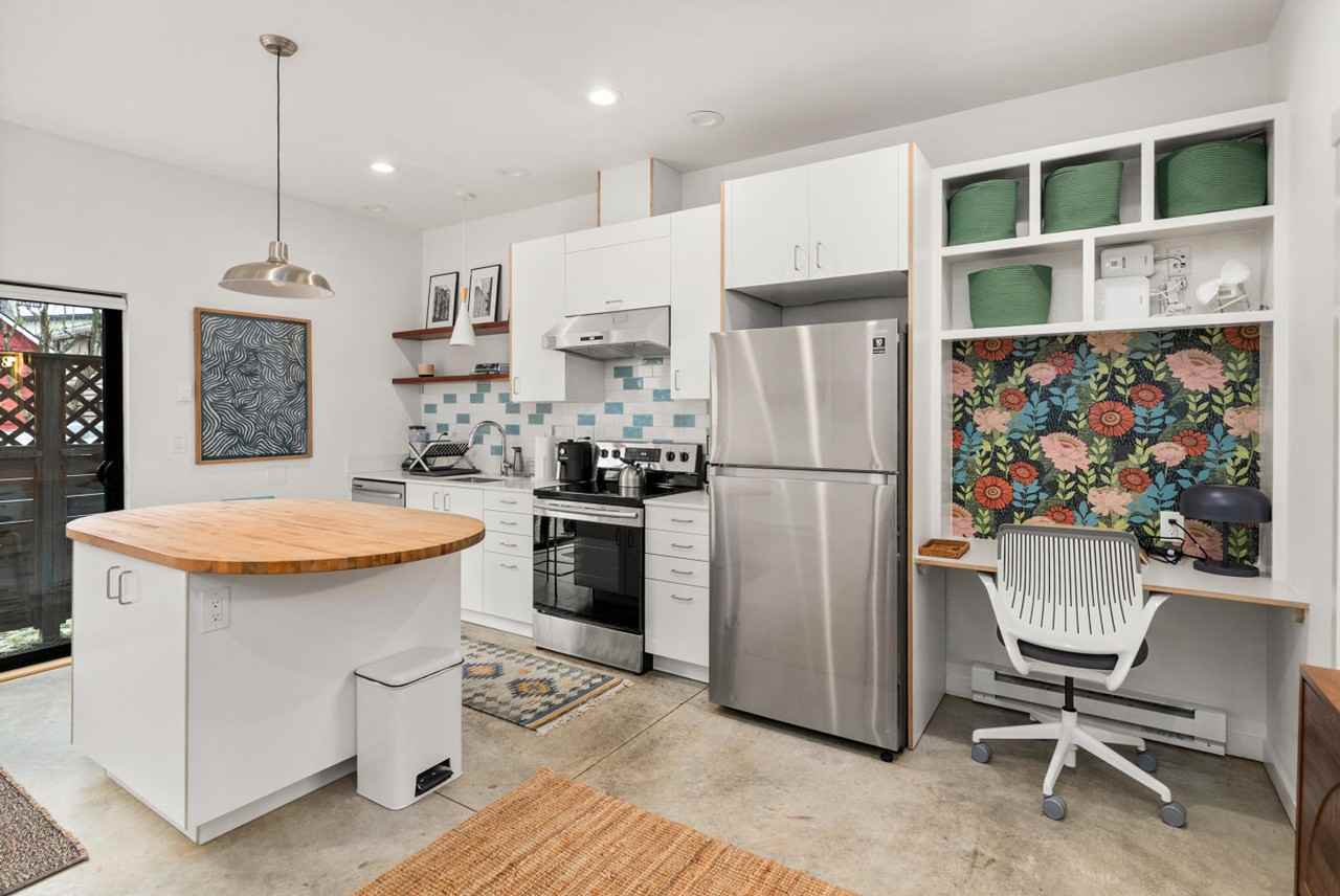 6314 11th Ave Nw #1473257P - Photo 4 of 23