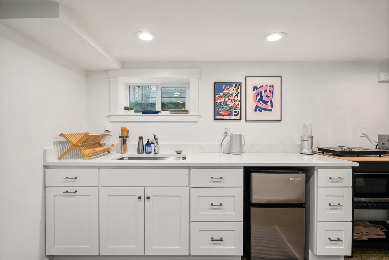 957 Nw 64th St #1473256P - Photo 3 of 28