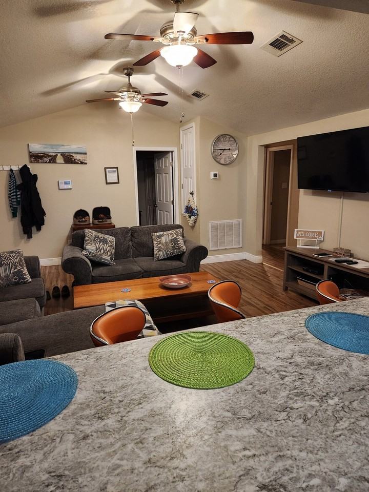 1106 Fournier Ave #1473643P - Photo 2 of 18