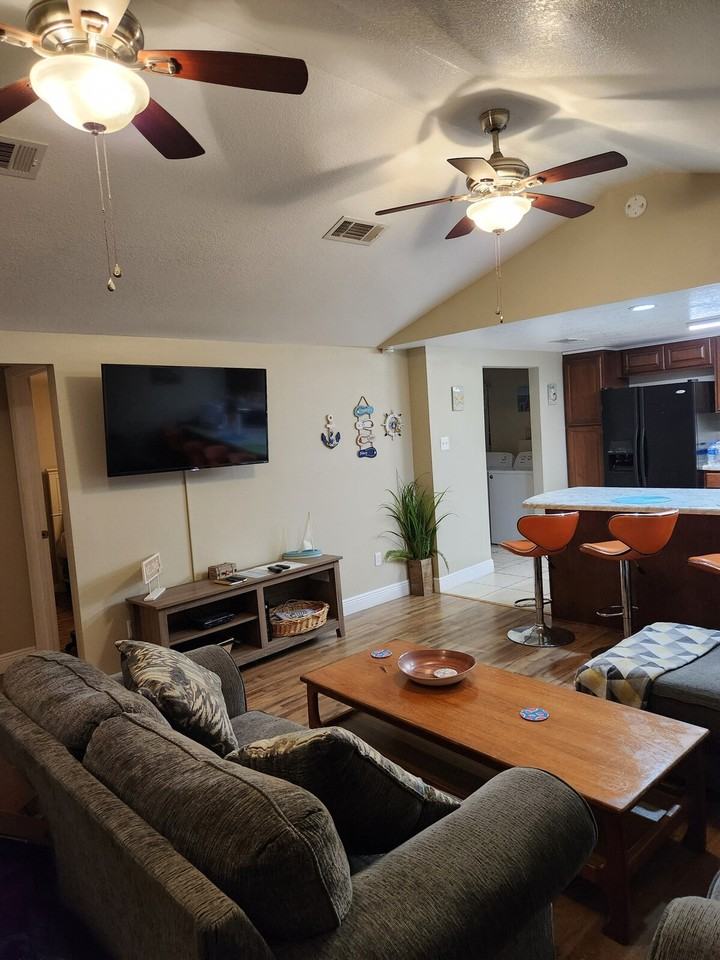 1106 Fournier Ave #1473643P - Photo 3 of 18