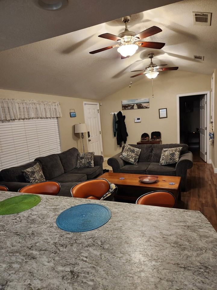 1106 Fournier Ave #1473643P - Photo 6 of 18