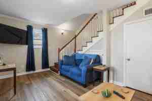 featured image of 426 Russell Ave