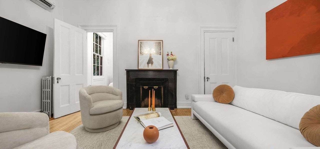 3 E 9th St #1473046P - Photo 5 of 16