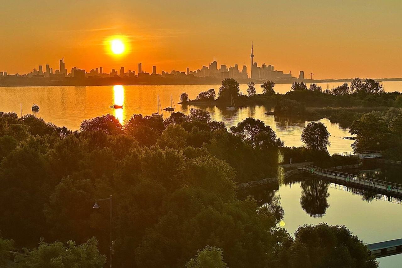 20 Shore Breeze Dr #1491178P - Photo 4 of 45