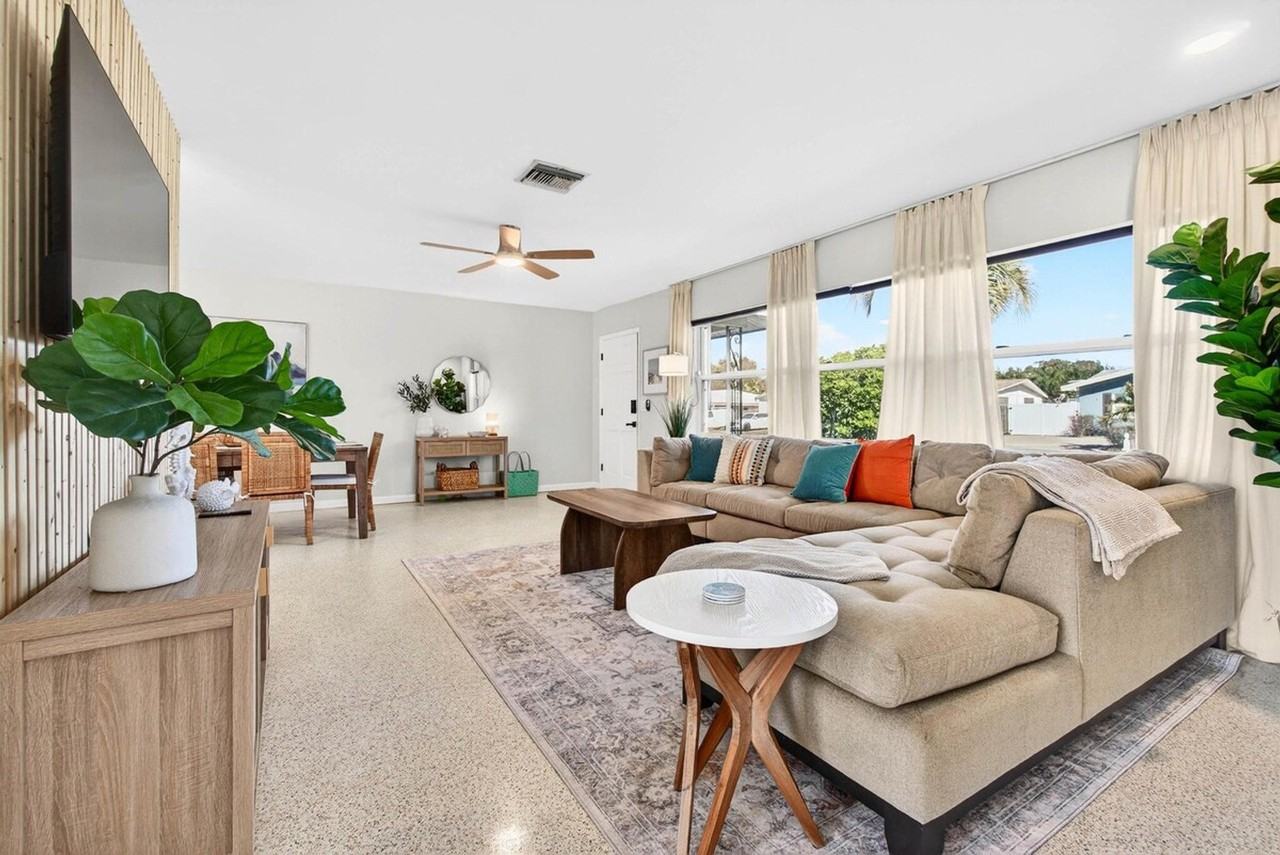 13833 Dominica Dr #1492124P - Photo 4 of 36