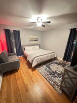 7047 Hampton Ave - Photo 1 of 1